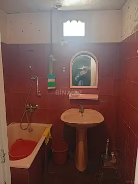 Satılır 1 otaqlı mənzil 42 m²