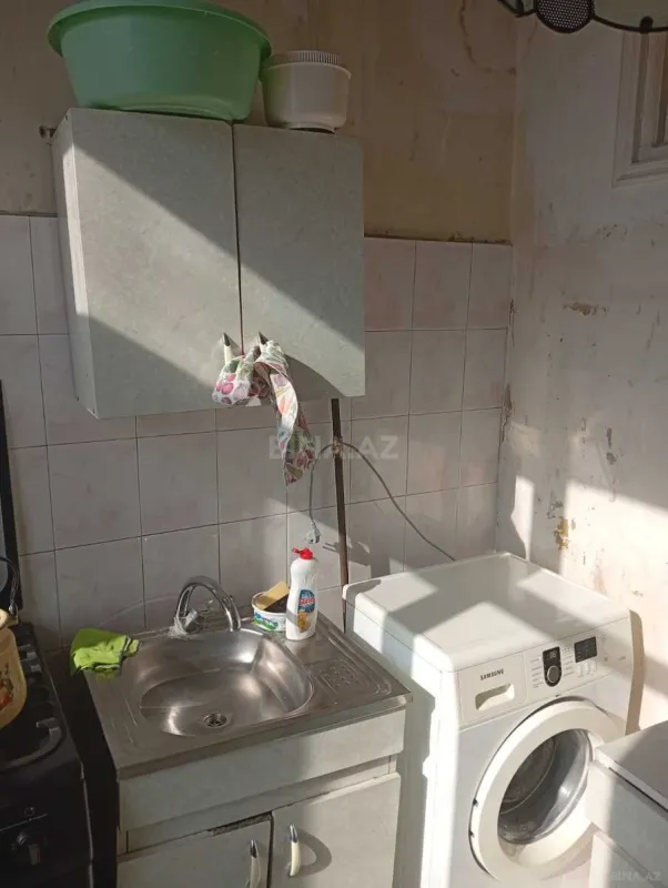 Satılır 1 otaqlı mənzil 42 m²