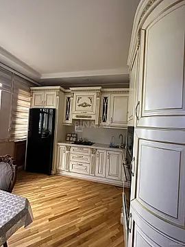 Kirayə verilir 7 otaqlı həyət evi 500 m²