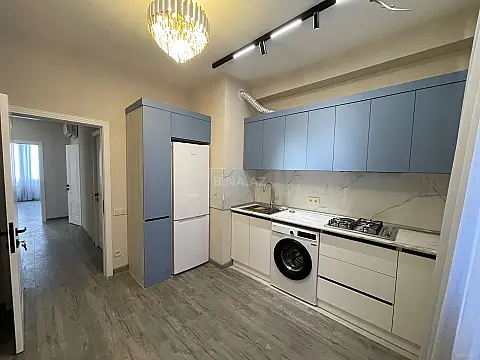 Kirayə verilir 2 otaqlı mənzil 100 m²