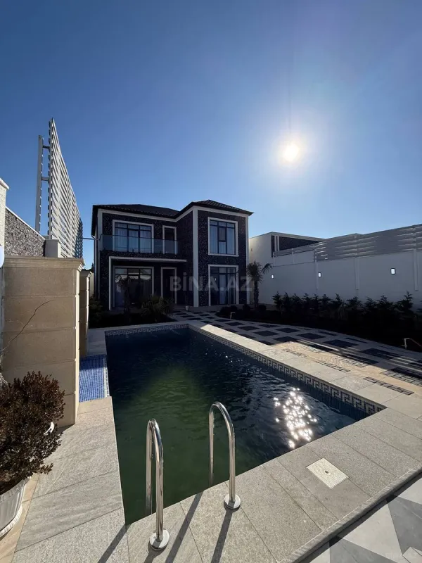 Satılır 5 otaqlı həyət evi 200 m²