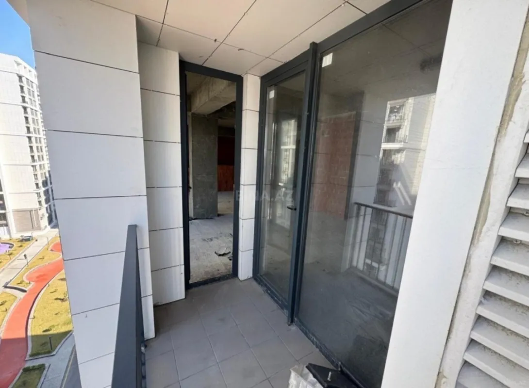 Satılır 2 otaqlı mənzil 108.2 m²