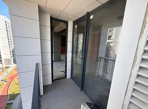 Satılır 2 otaqlı mənzil 108.2 m²