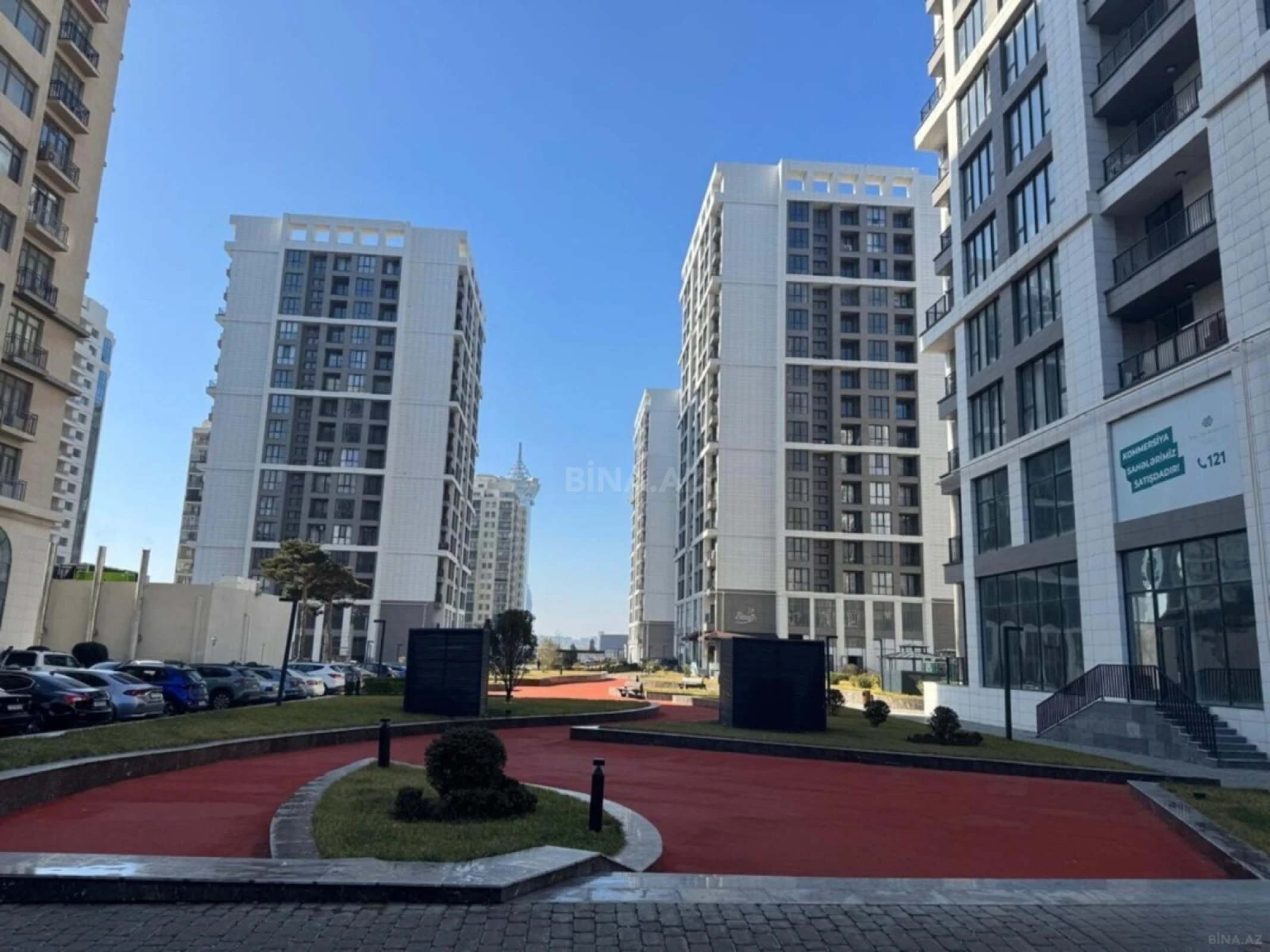 Satılır 2 otaqlı mənzil 108.2 m²