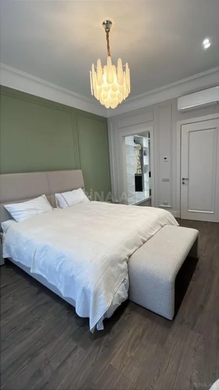 Satılır 3 otaqlı mənzil 112.4 m²