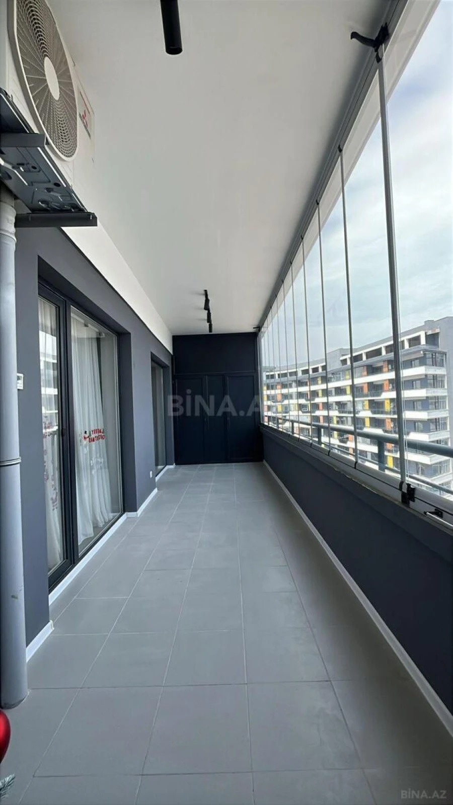 Satılır 3 otaqlı mənzil 112.4 m²
