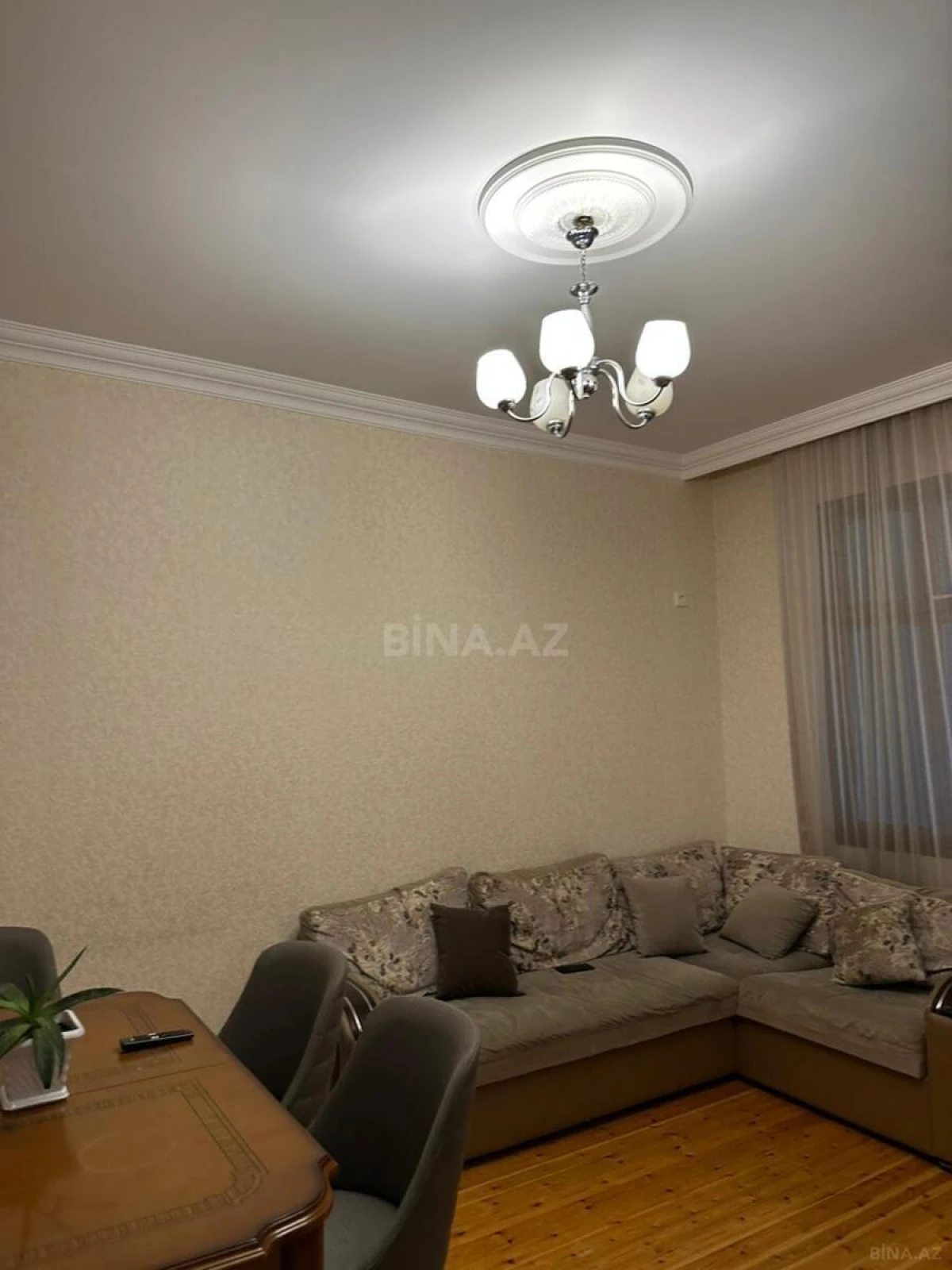 Satılır 3 otaqlı mənzil 71 m²