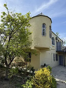 Satılır 6 otaqlı həyət evi 180 m² — Bakı, Novxanı 6 otaq 180.00 m²
