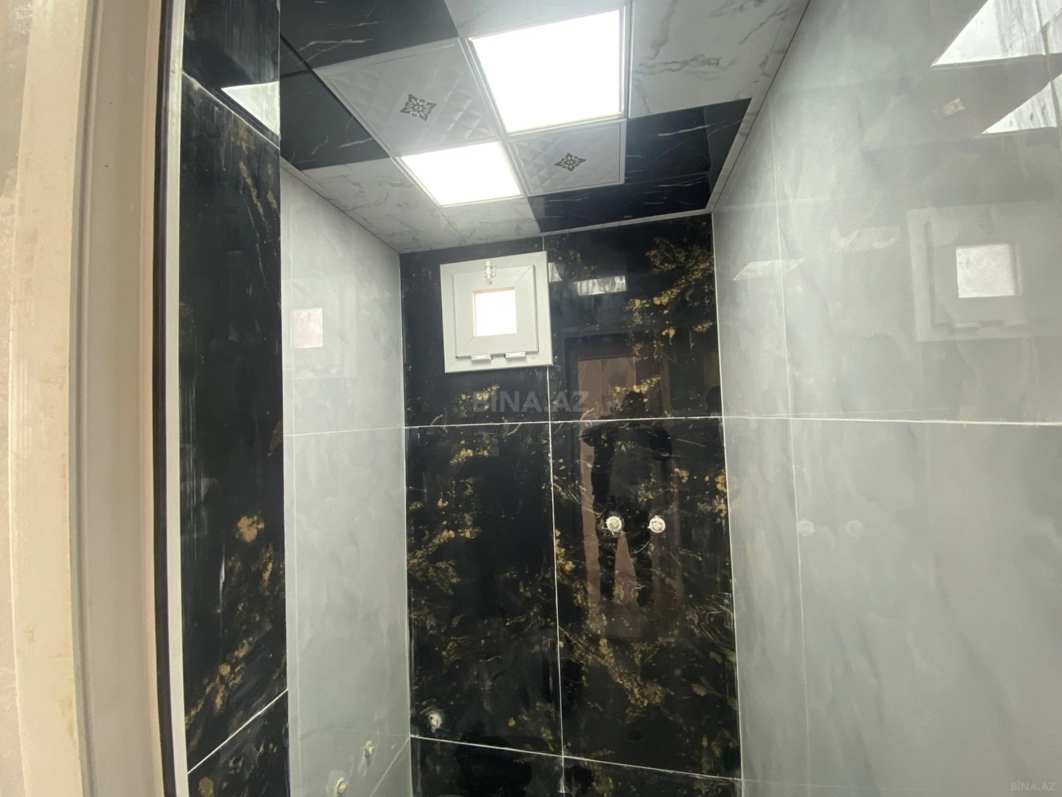 Satılır 5 otaqlı həyət evi 140 m²