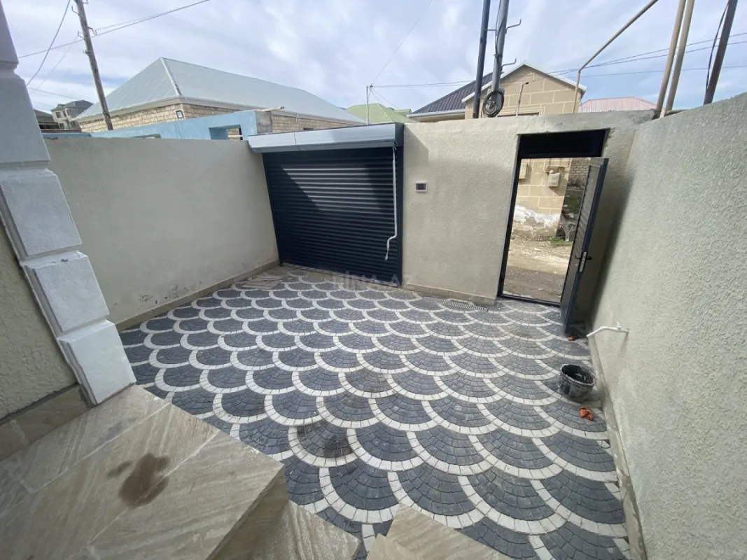Satılır 5 otaqlı həyət evi 140 m²