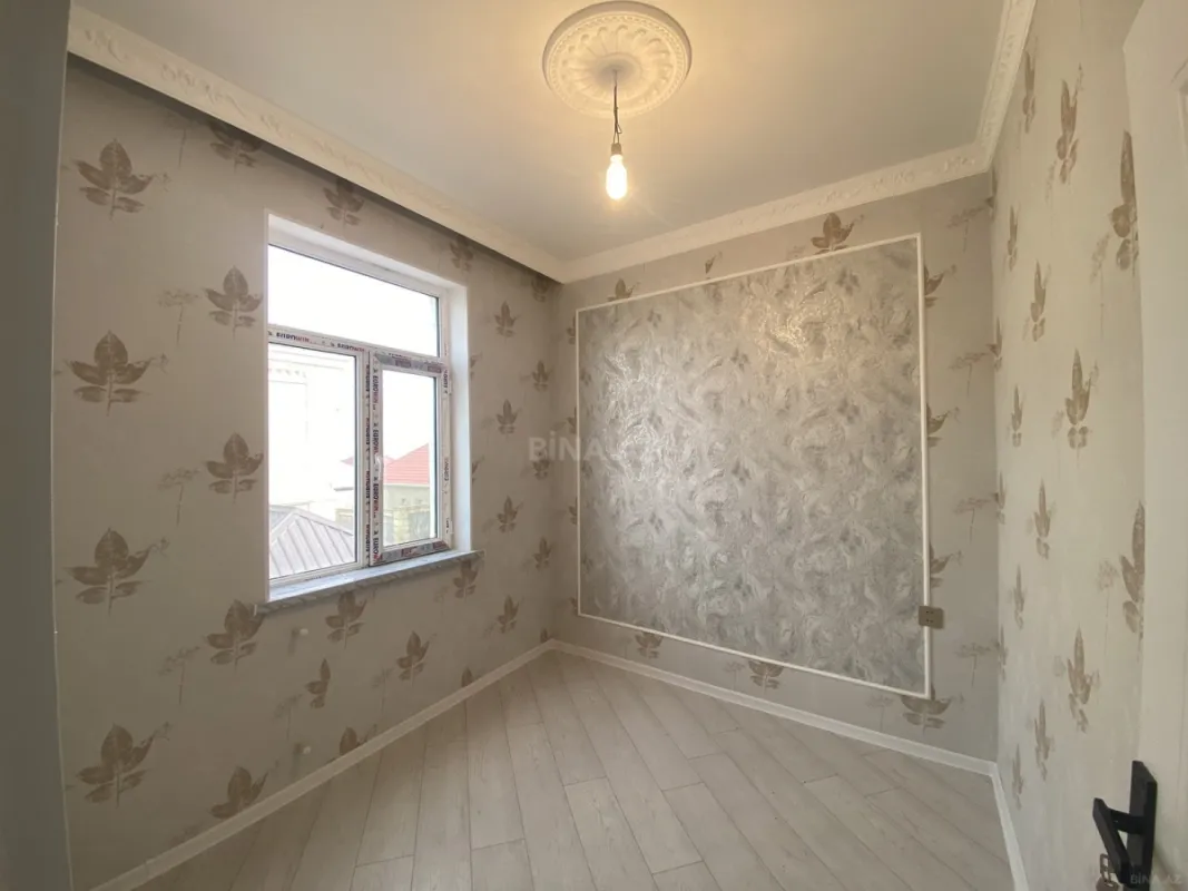 Satılır 5 otaqlı həyət evi 140 m²