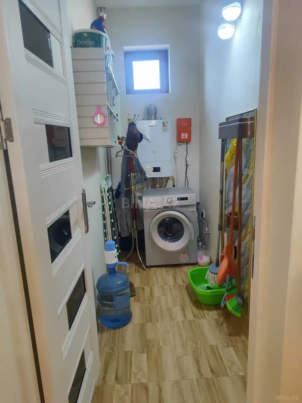 Satılır 4 otaqlı həyət evi 160 m²