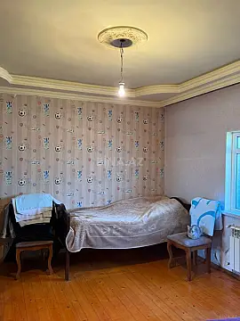 Satılır 4 otaqlı həyət evi 100 m²