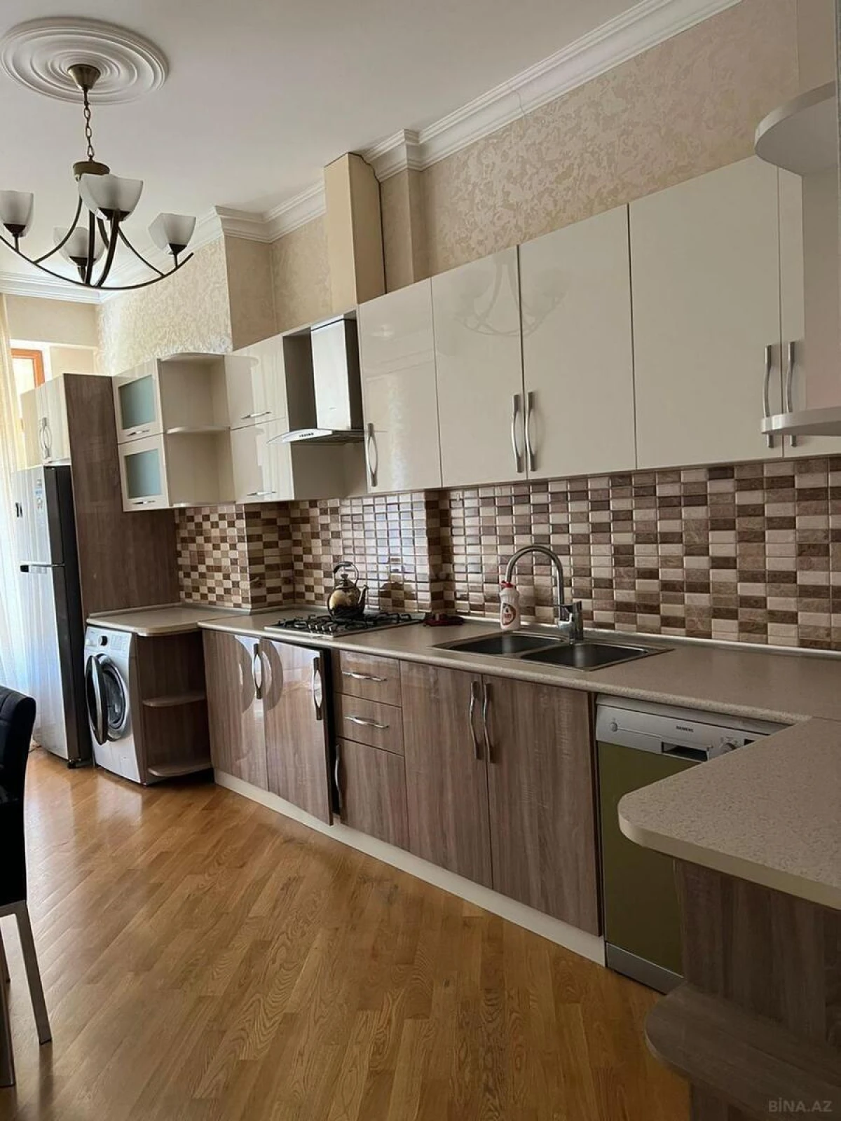 Kirayə verilir 2 otaqlı mənzil 100 m²