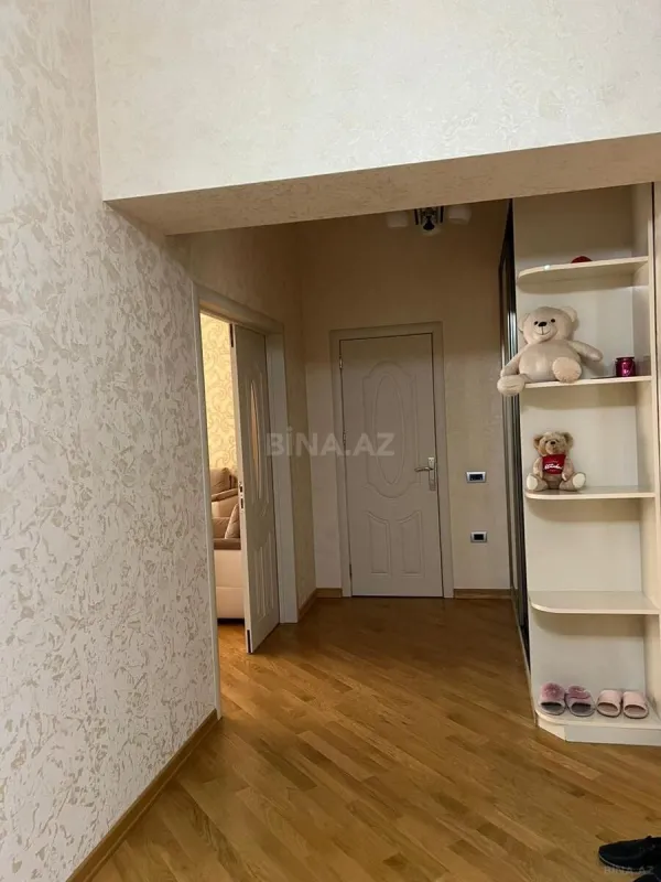 Kirayə verilir 2 otaqlı mənzil 100 m²
