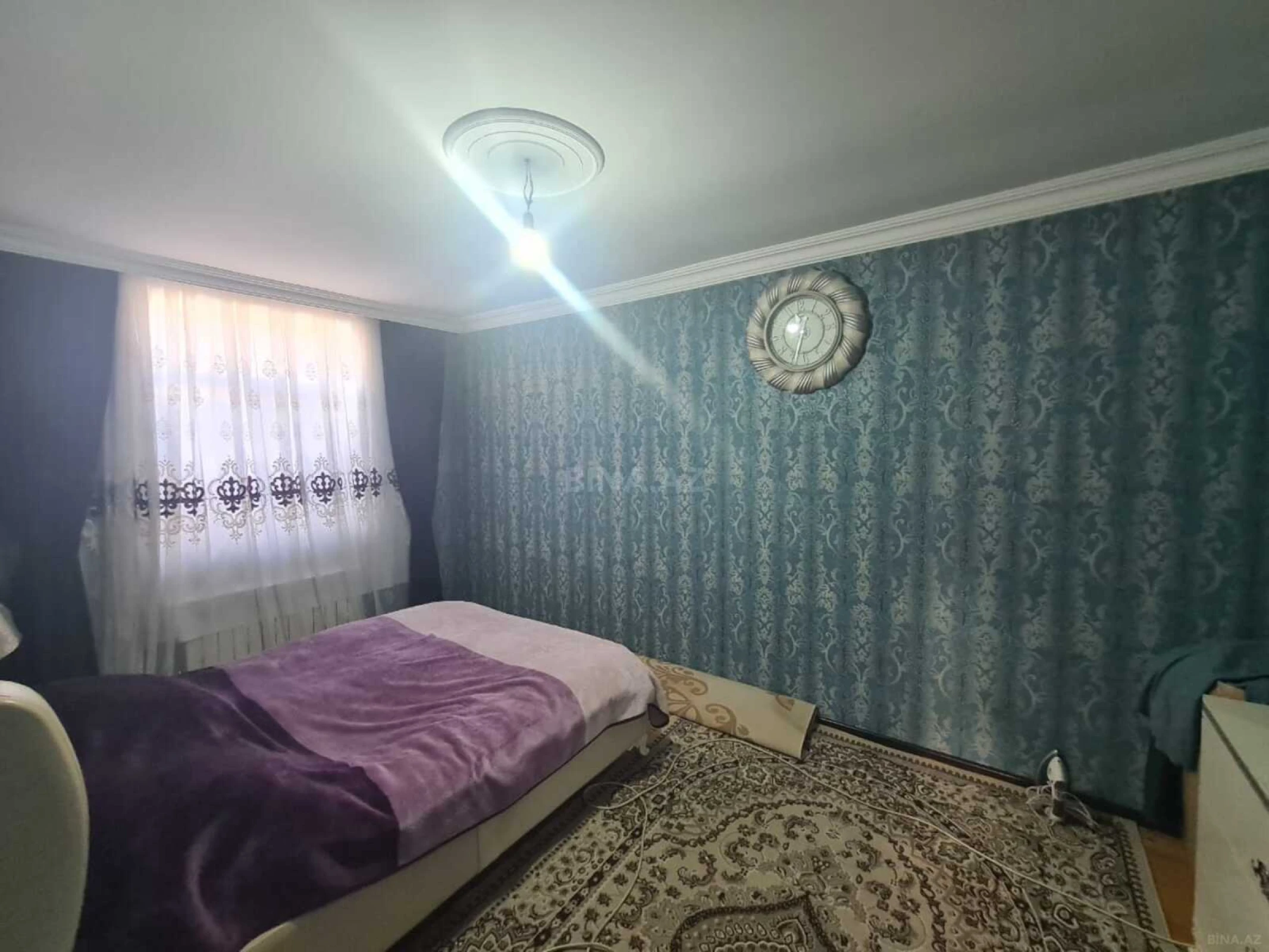 Satılır 6 otaqlı həyət evi 240 m²