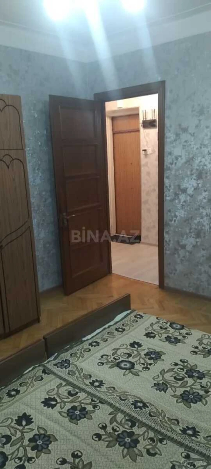 Kirayə verilir 2 otaqlı mənzil 65 m²