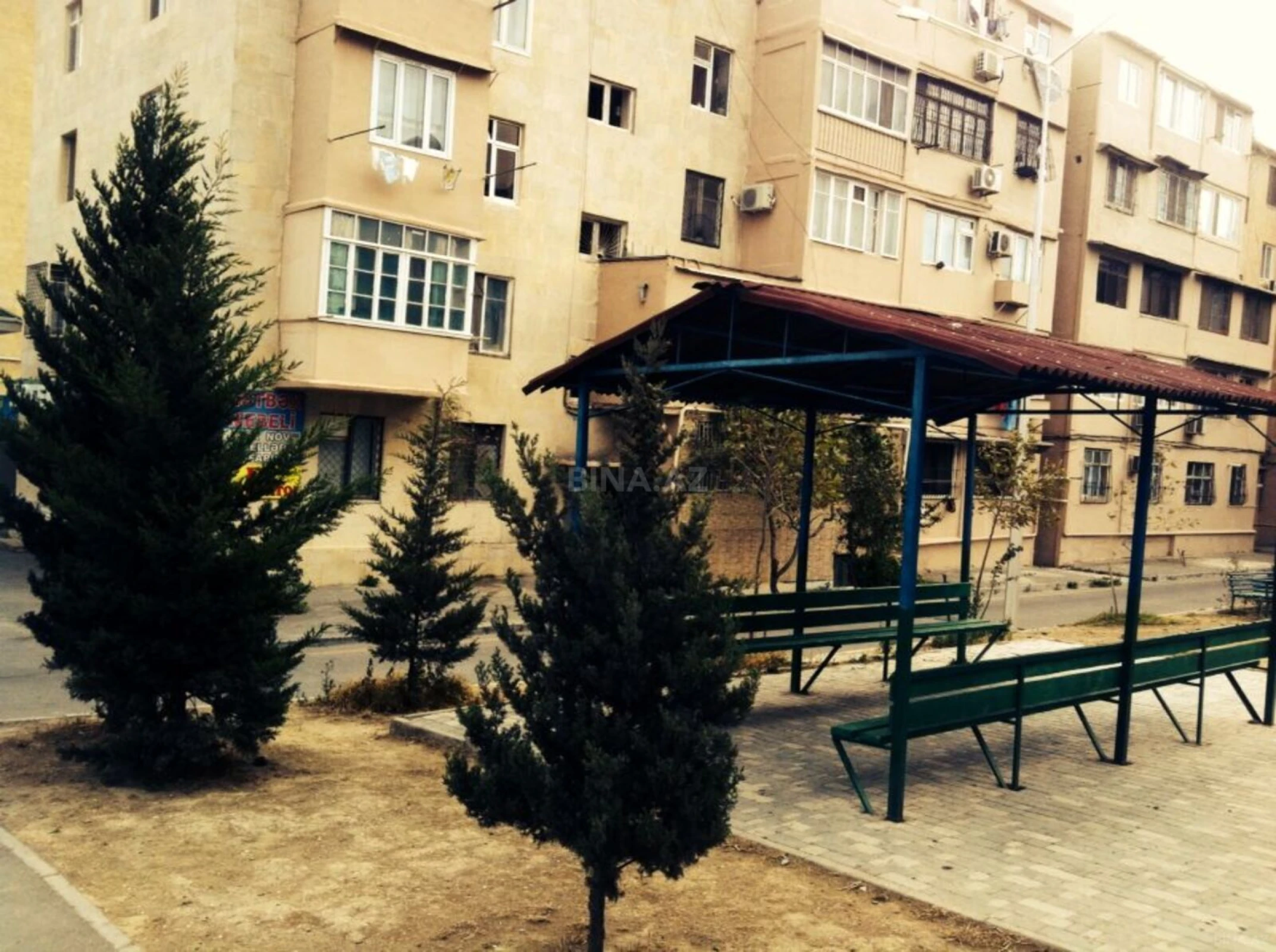 Kirayə verilir 2 otaqlı mənzil 60 m²