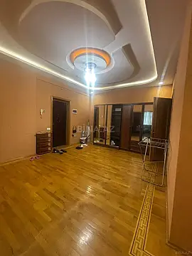 Kirayə verilir 3 otaqlı mənzil 160 m²