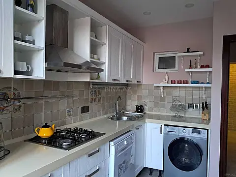 Satılır 2 otaqlı mənzil 70 m²