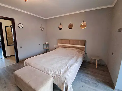 Satılır 2 otaqlı mənzil 70 m²