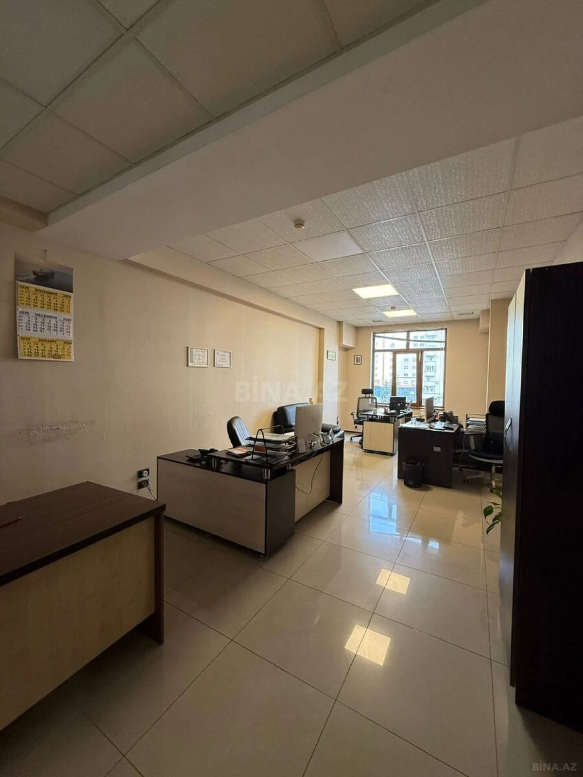 Kirayə verilir 7 otaqlı ofis 340 m²