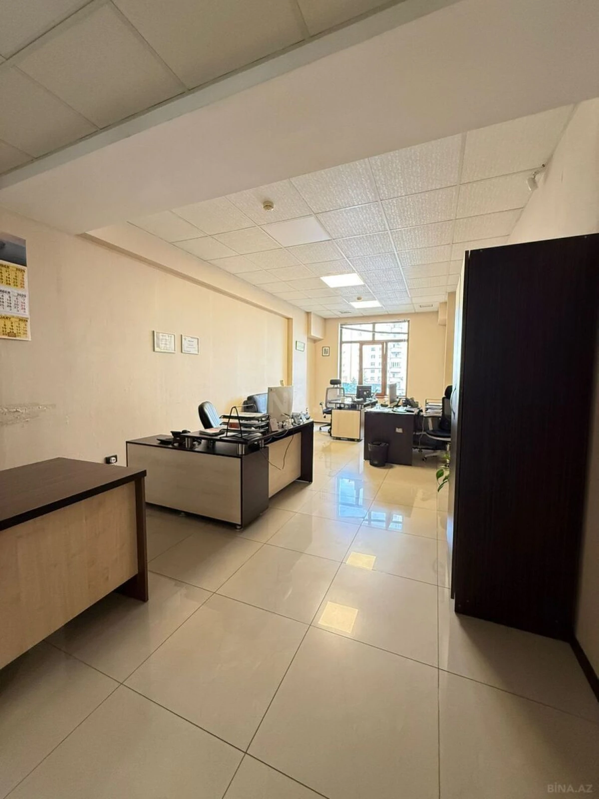 Kirayə verilir 7 otaqlı ofis 340 m²