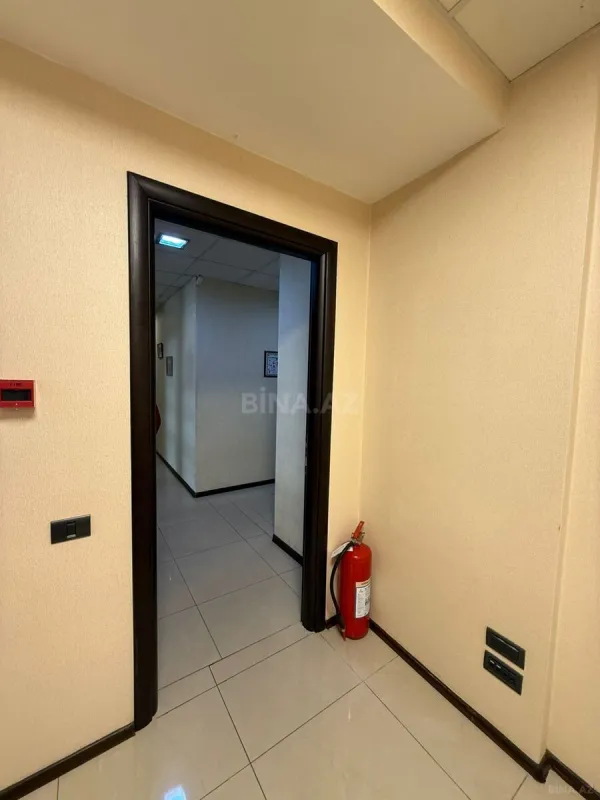 Kirayə verilir 7 otaqlı ofis 340 m²