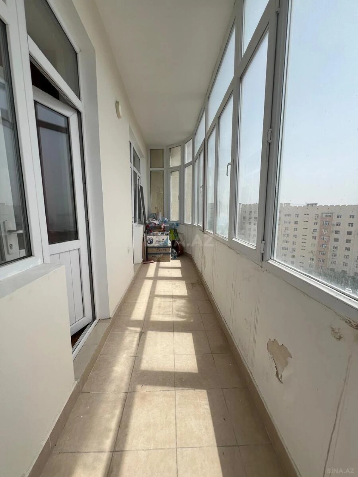 Satılır 3 otaqlı mənzil 160 m²