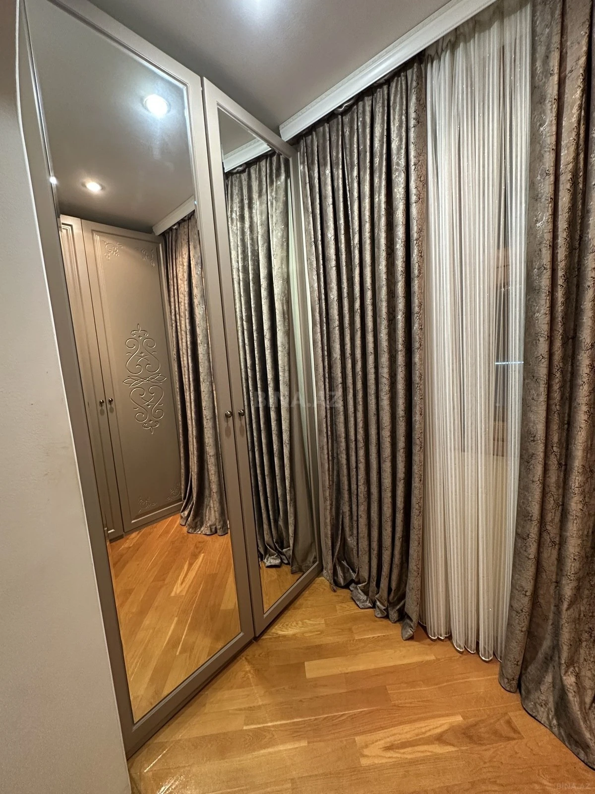 Satılır 3 otaqlı mənzil 85 m²