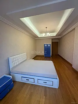 Kirayə verilir 4 otaqlı mənzil 245 m²