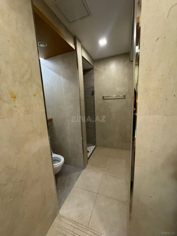 Kirayə verilir 4 otaqlı mənzil 245 m²