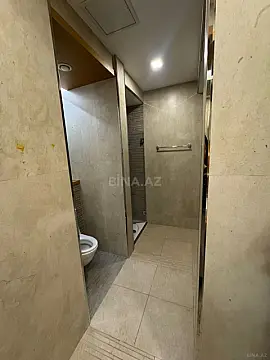 Kirayə verilir 4 otaqlı mənzil 245 m²