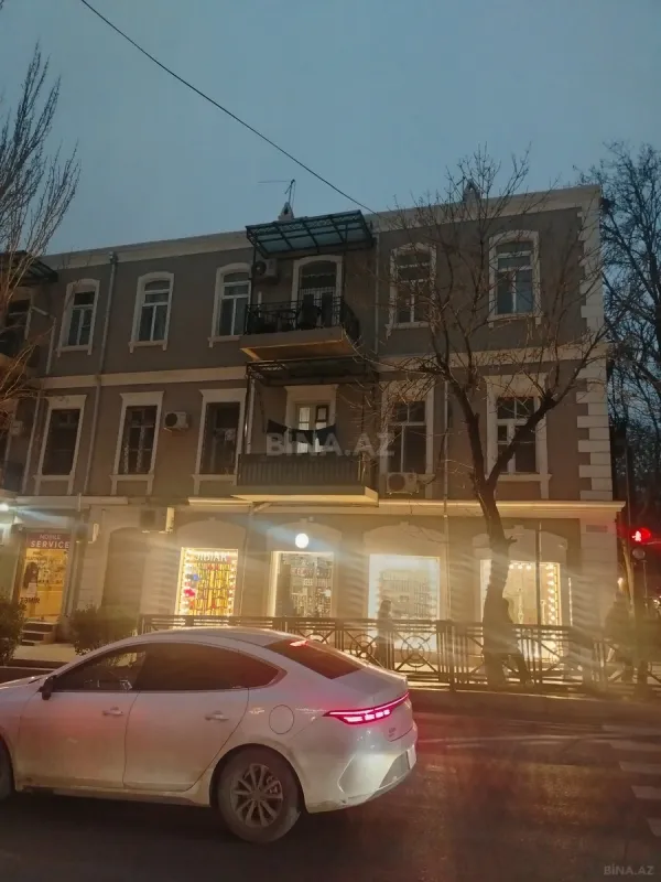 Kirayə verilir 3 otaqlı mənzil 85 m²