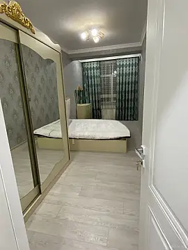 Kirayə verilir 2 otaqlı mənzil 68 m²