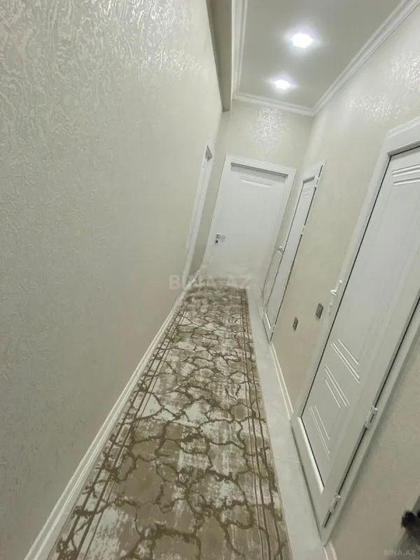 Kirayə verilir 2 otaqlı mənzil 68 m²