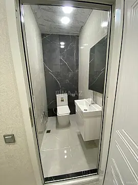 Kirayə verilir 2 otaqlı mənzil 68 m²
