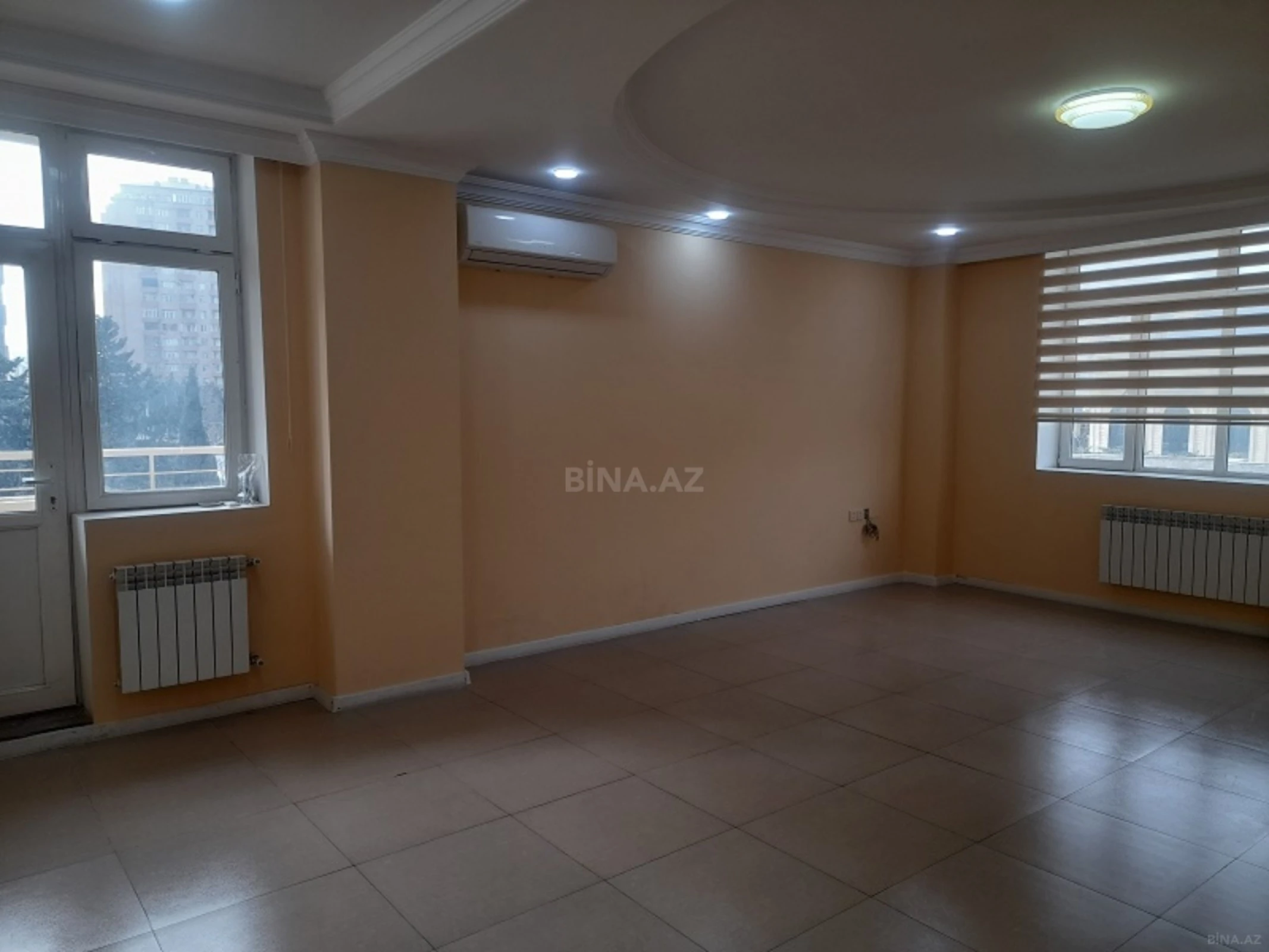 Kirayə verilir 5 otaqlı ofis 180 m²