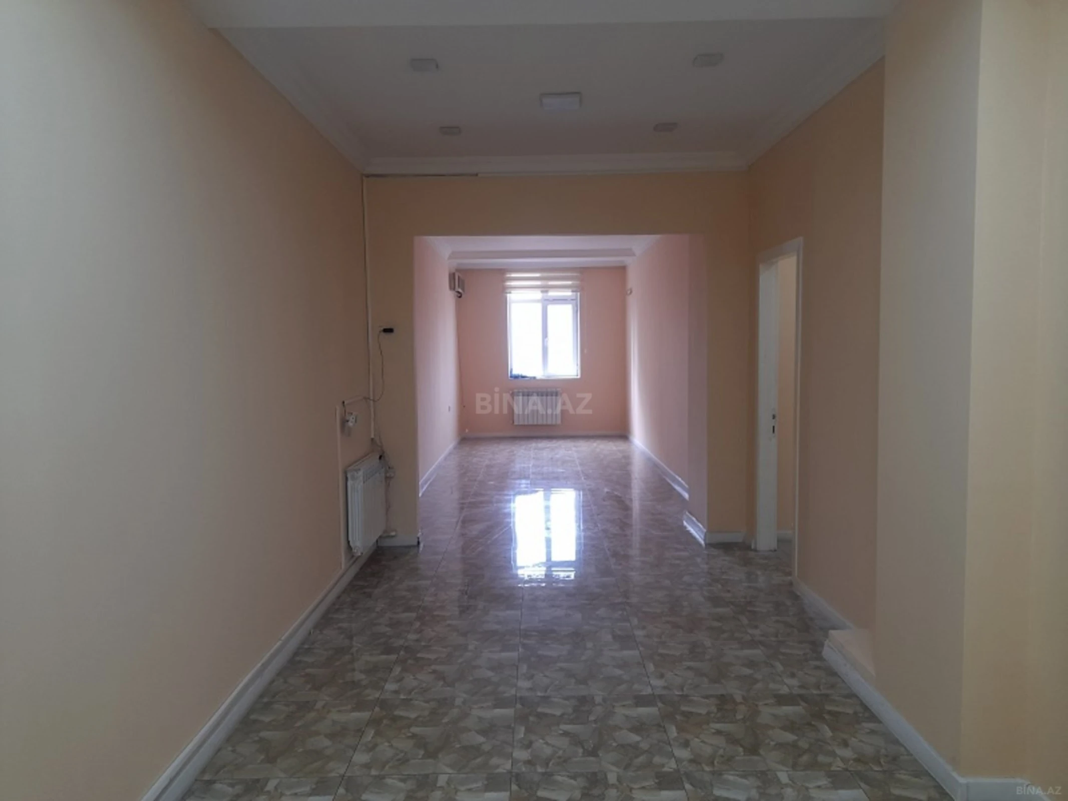 Kirayə verilir 5 otaqlı ofis 180 m²