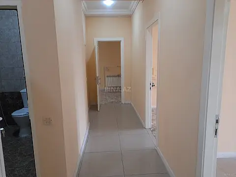 Kirayə verilir 5 otaqlı ofis 180 m²