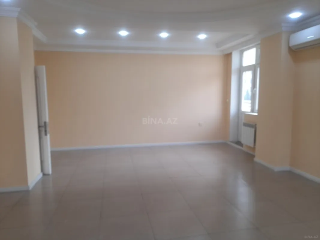 Kirayə verilir 5 otaqlı ofis 180 m²