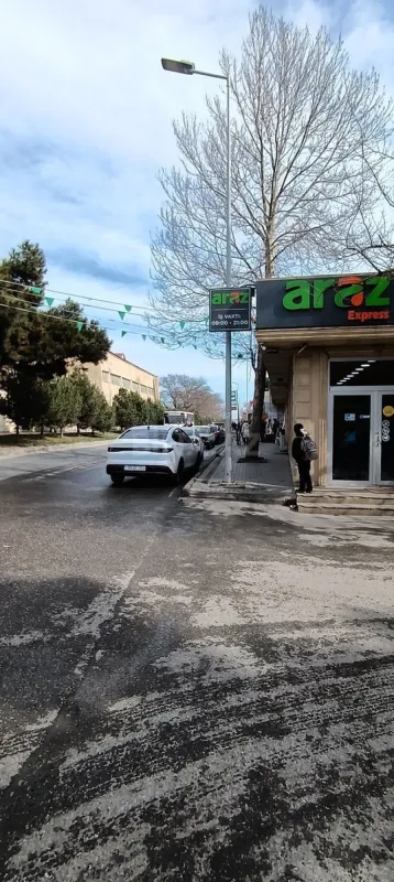Satılır 1 otaqlı mənzil 40 m²