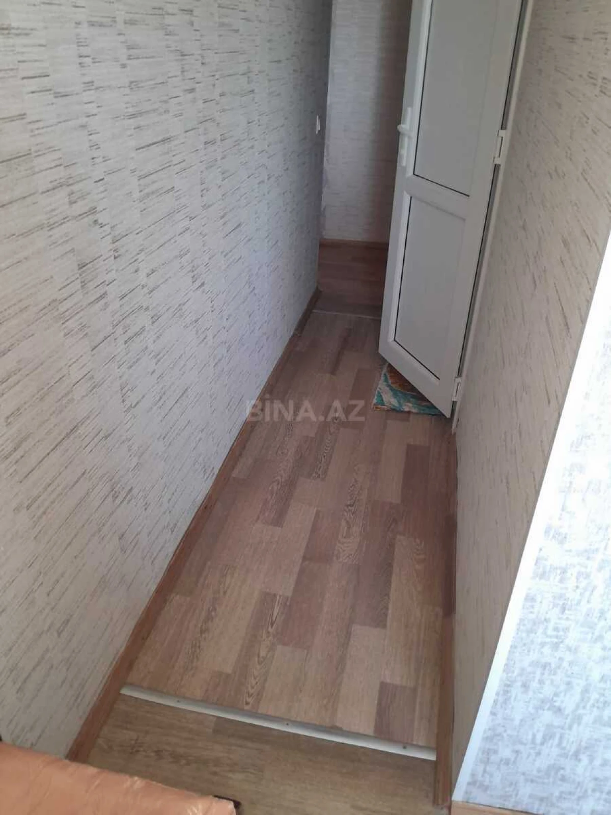 Satılır 2 otaqlı mənzil 42 m²