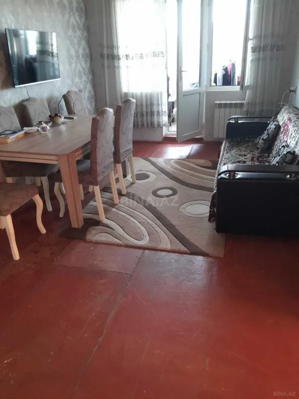 Satılır 2 otaqlı mənzil 42 m²