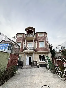 Satılır 10 otaqlı həyət evi 400 m² — Bakı, Əhmədli 10 otaq 400.00 m²