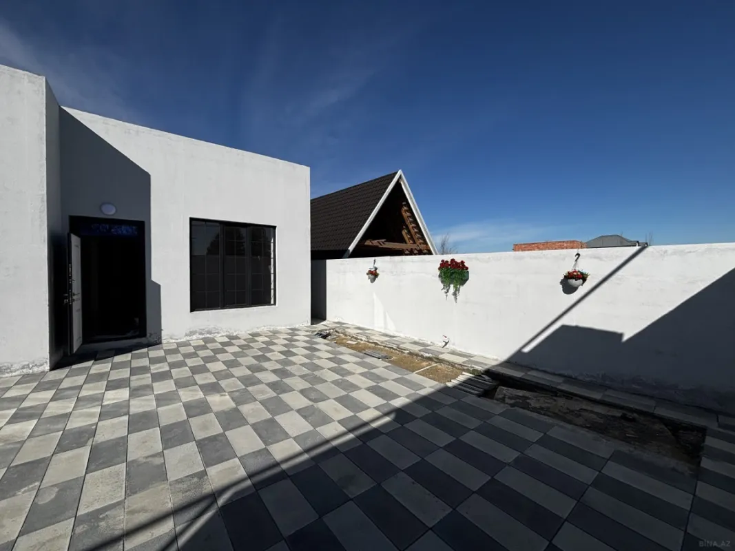Satılır 3 otaqlı həyət evi 101 m²