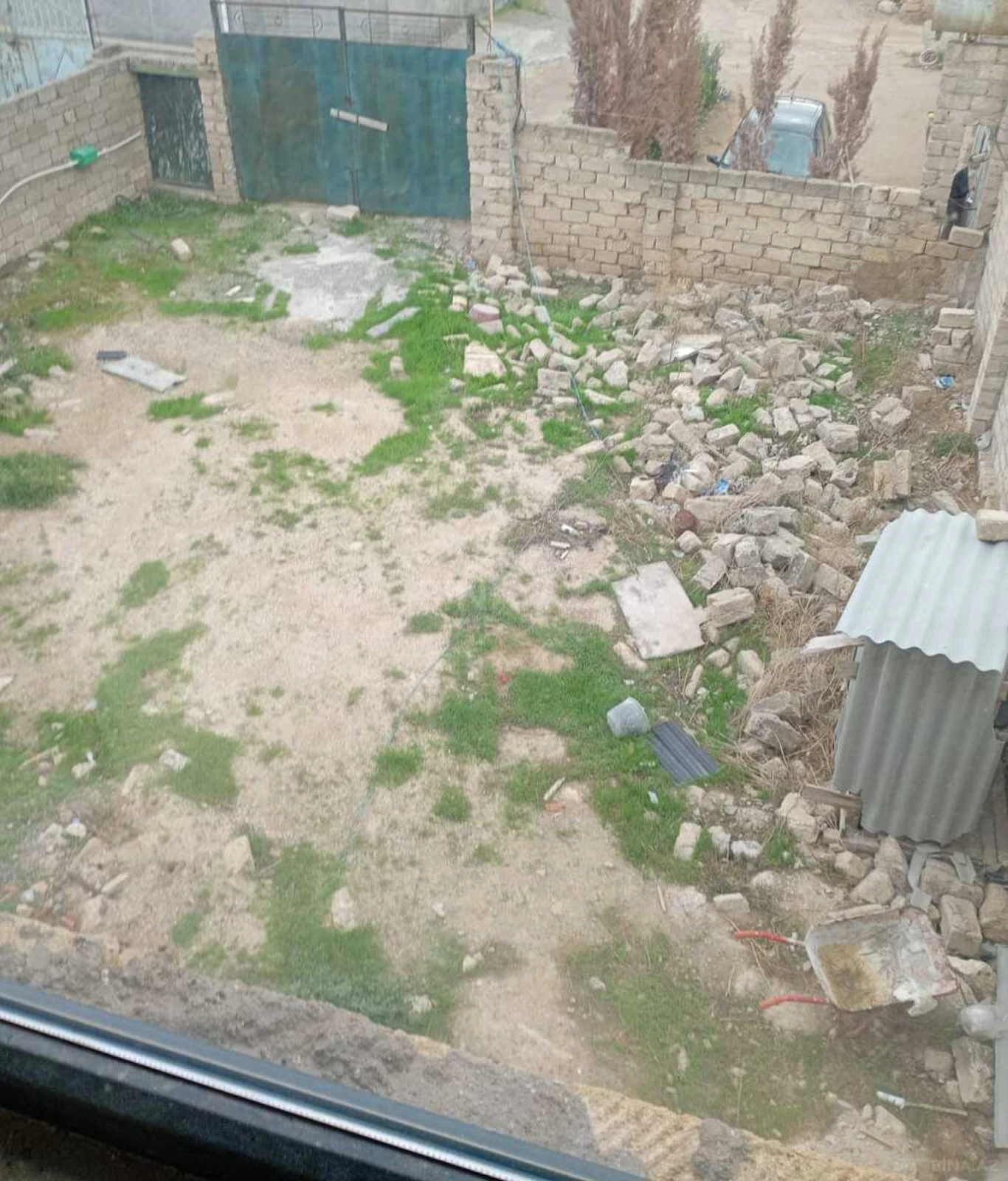 Satılır 6 otaqlı həyət evi 220 m²