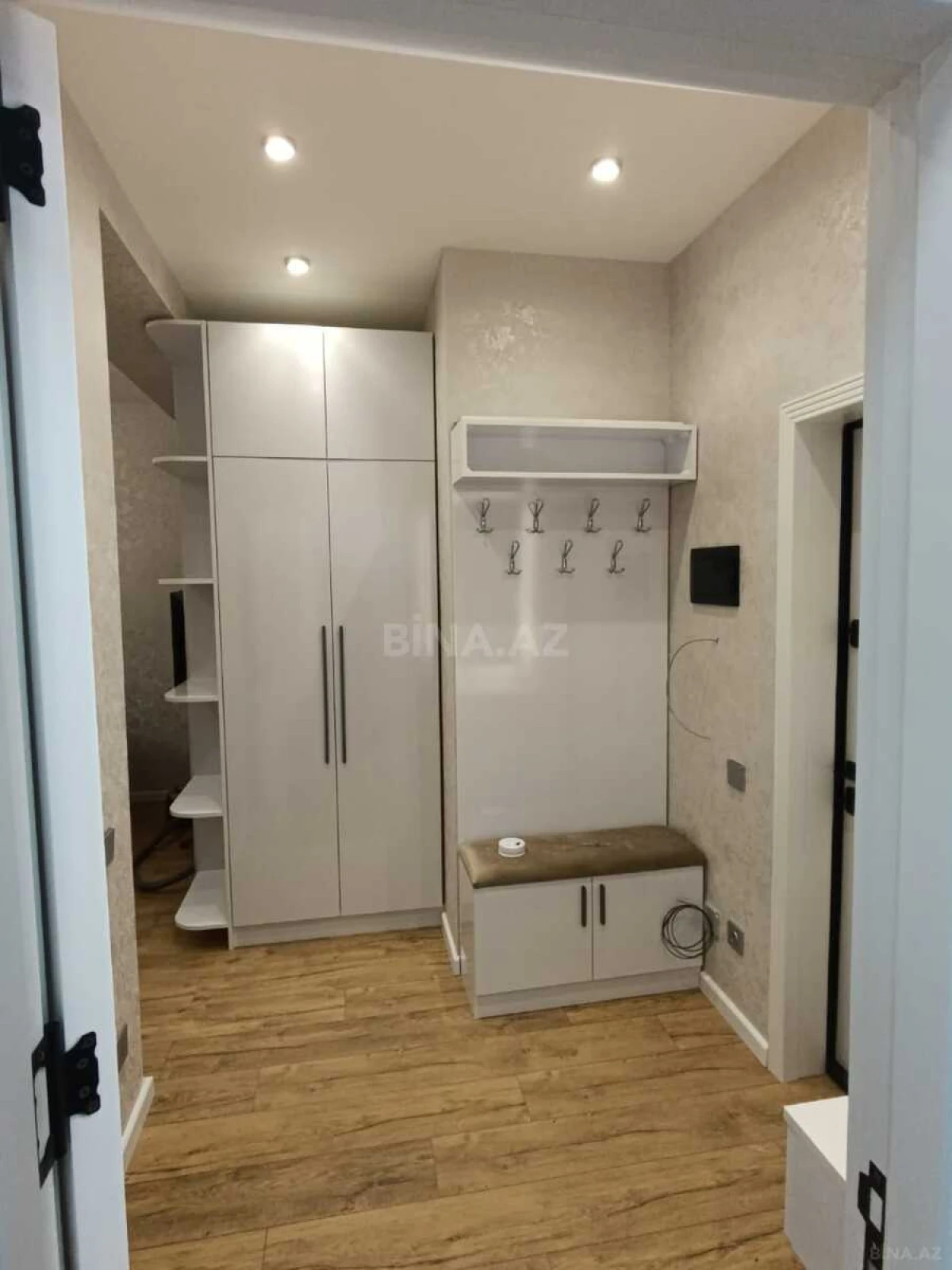 Kirayə verilir 1 otaqlı mənzil 46 m²