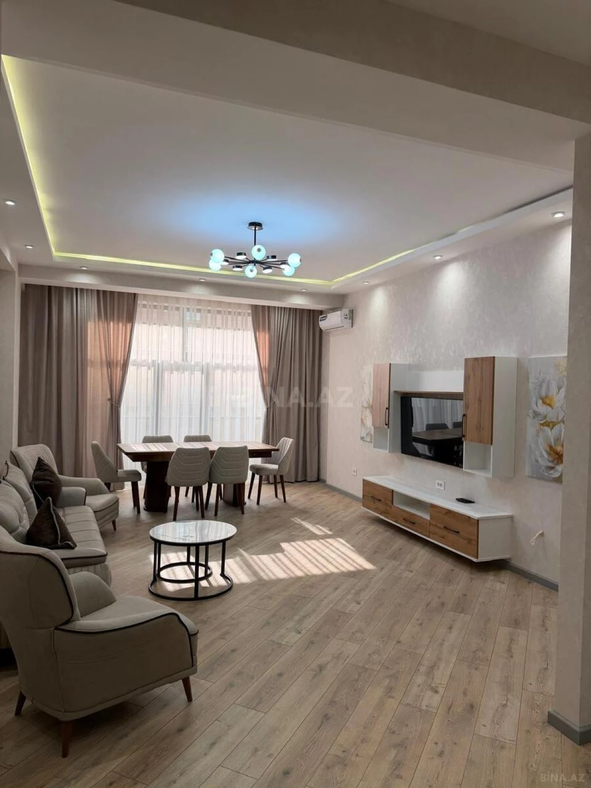 Kirayə verilir 2 otaqlı mənzil 92 m²