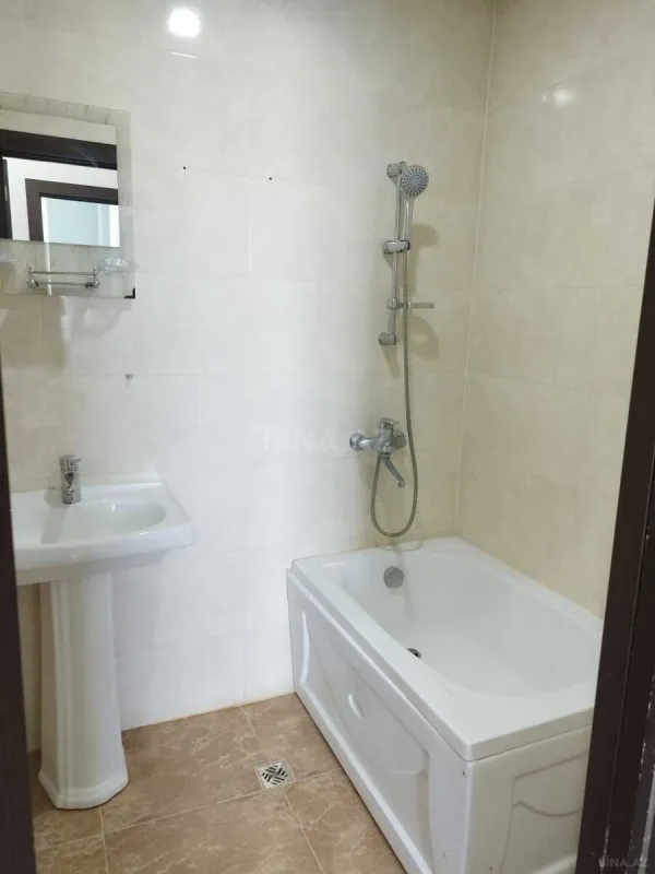 Satılır 3 otaqlı mənzil 75 m²